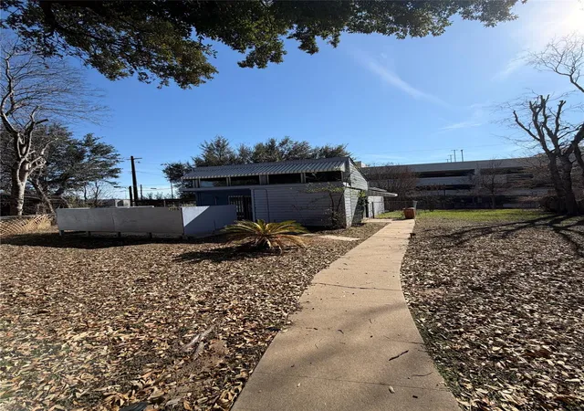 5th image of 1505 Robert Weaver Ave, Austin, TX 78702 | MLS# 8106134