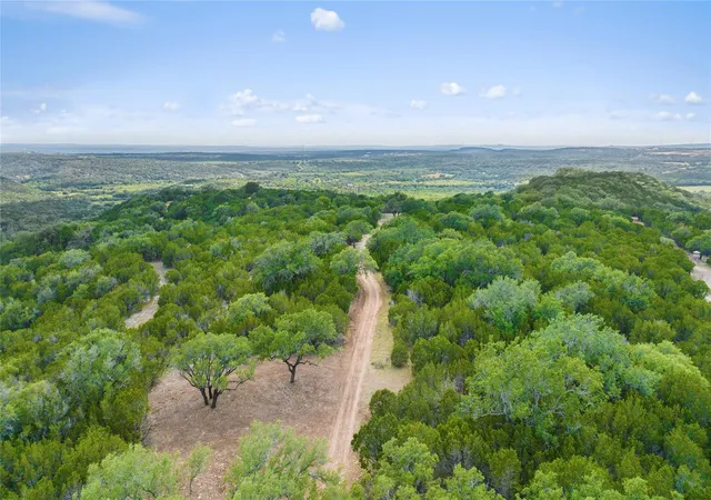 Photo 3 of House for sale at 2263 Cr 341, Marble Falls, TX 78654 | MLS# 8490752 | Listing updated on 2026-06-10
