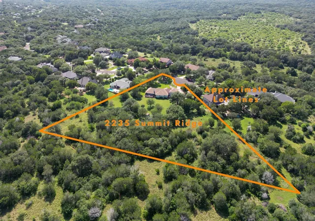 2nd image of 2235 Summit Ridge Dr, San Marcos, TX 78666 | MLS# 7904591