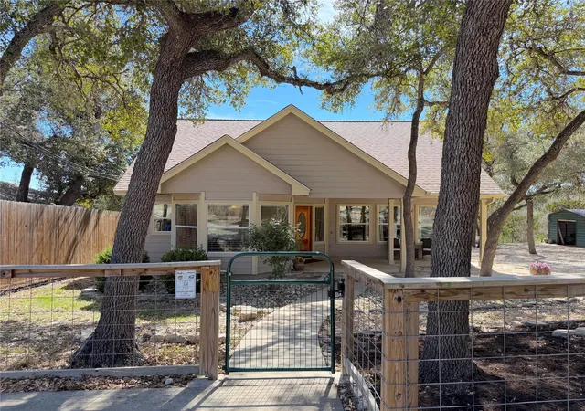 Homes for sale in Canyon Lake, TX | 1660 And 1648 Westview Court Dr, Canyon Lake, TX 78133 | MLS# 9799702