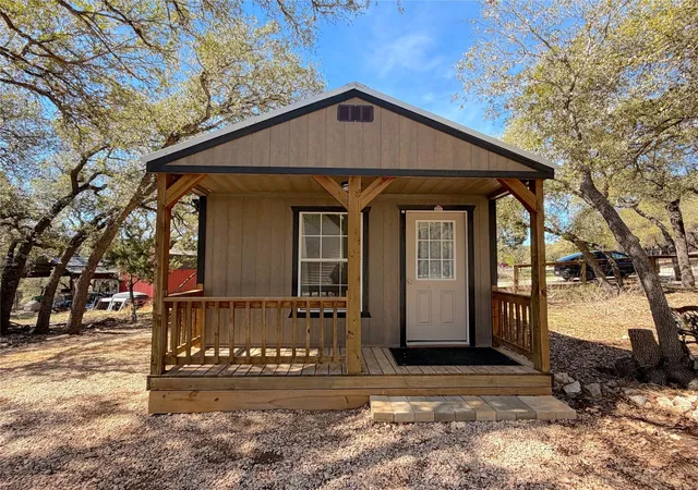 3rd image of 1660 And 1648 Westview Court Dr, Canyon Lake, TX 78133 | MLS# 9799702