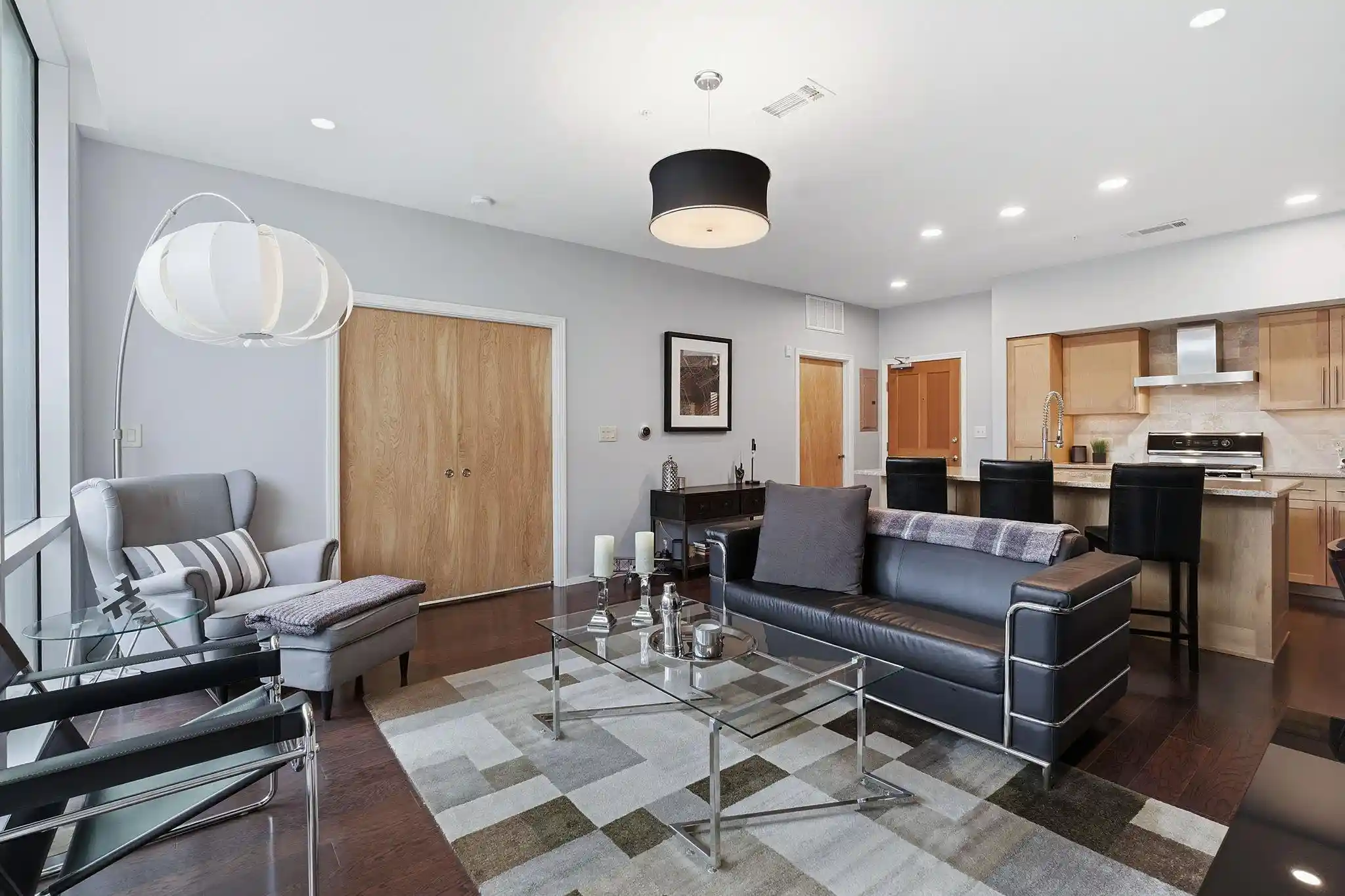 Listing Photo 1 - Condo for sale in 1600 Barton Springs Rd located at 1600 Barton Springs Rd, Austin, TX 78704 - Unit #1106