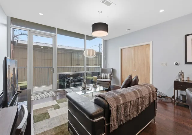 4th image of 1600 Barton Springs Rd #1106, Austin, TX 78704 | MLS# 4399546