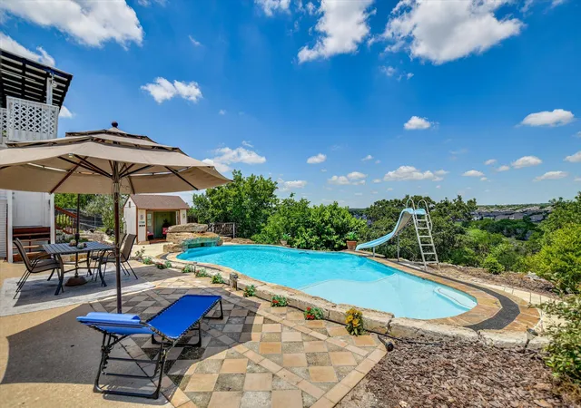 Photo 3 of Single family home for sale at 131 High Gabriel Dr, Leander, TX 78641 | MLS# 7901468 | Listing updated on 2026-09-26