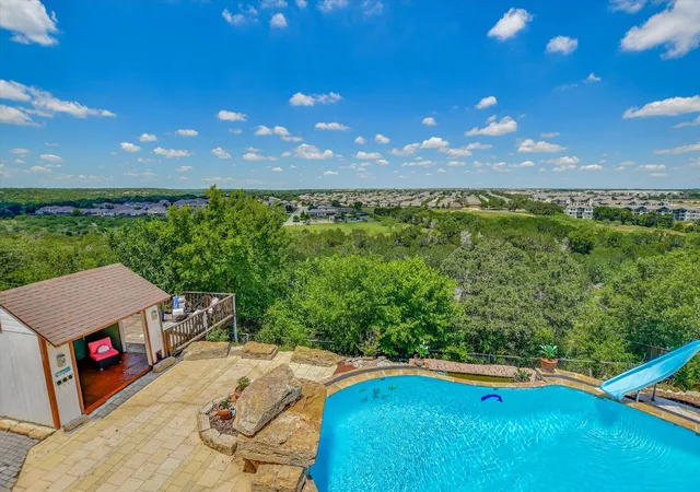 Photo 4 of Single family home for sale at 131 High Gabriel Dr, Leander, TX 78641 | MLS# 7901468 | Listing updated on 2026-09-26