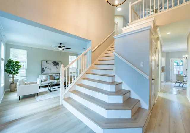 2nd image of 12604 Oro Valley Cv, Austin, TX 78729 | MLS# 7189345