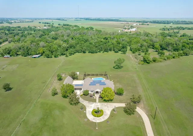 5th image of 194 Gabriel Meadows Dr, Hutto, TX 78634 | MLS# 4407778