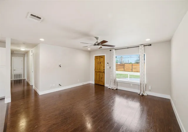 5th image of 5510 Manor Rd #A, Austin, TX 78723 | MLS# 1525303