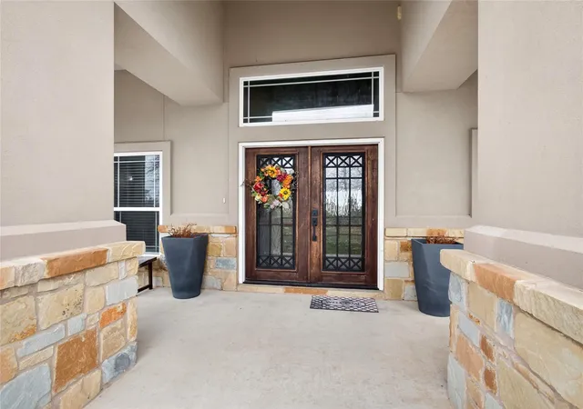 5th image of 494 Flash Cir, Luling, TX 78648 | MLS# 5338093