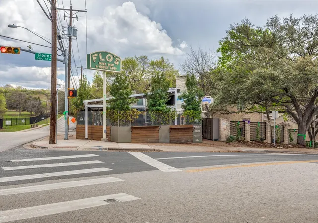 25th image of 3201 Pecos St #1, Austin, TX 78703 | MLS# 5057565
