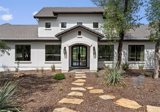 Photo 3 of Single family home for sale at 1805 Performer Rd, Spicewood, TX 78669 | MLS# 5035091 | Listing updated on 2026-08-27