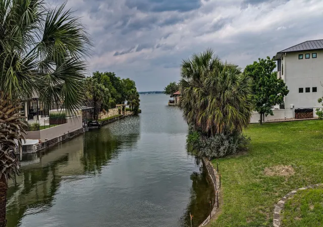 Photo 4 of Land for sale at 67 Applehead Is Dr, Horseshoe Bay, TX 78657 | MLS# 3527691 | Listing updated on 2026-09-12