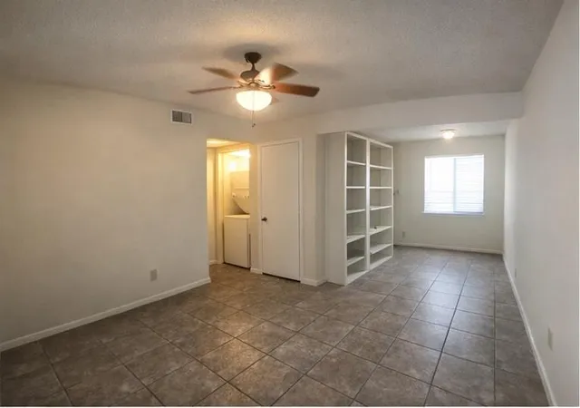 3rd image of 2408 Longview St #111, Austin, TX 78705 | MLS# 9615151