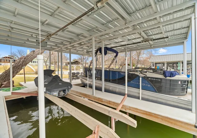 Photo 4 of Single family home for sale at 2028 Williams Lakeshore, Kingsland, TX 78639 | MLS# 4163868 | Listing updated on 2026-03-11