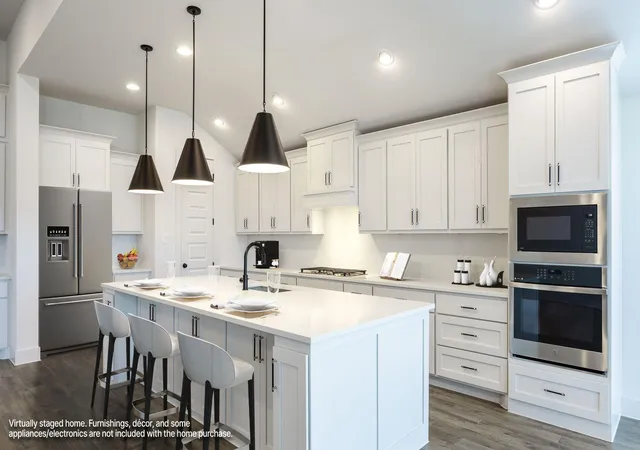 Photo 3 of Single family home for sale at 182 Kingswood Dr, Bastrop, TX 78602 | MLS# 8423462 | Listing updated on 2026-10-08