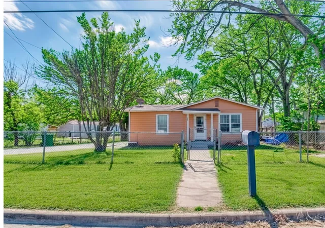 Photo 3 of Single family home for sale at 5309 Prock Ln, Austin, TX 78721 | MLS# 6687082 | Listing updated on 2026-09-16