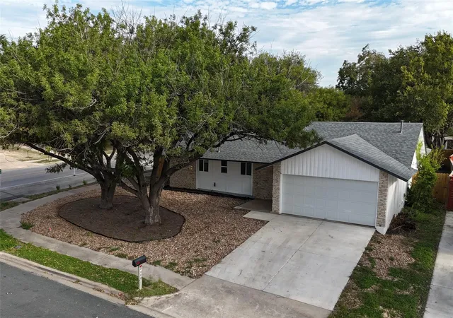 Photo 1 of Single family home for sale at 2100 Deadwood Dr, Austin, TX 78744 | MLS# 2745071 | Listing updated on 2026-10-19