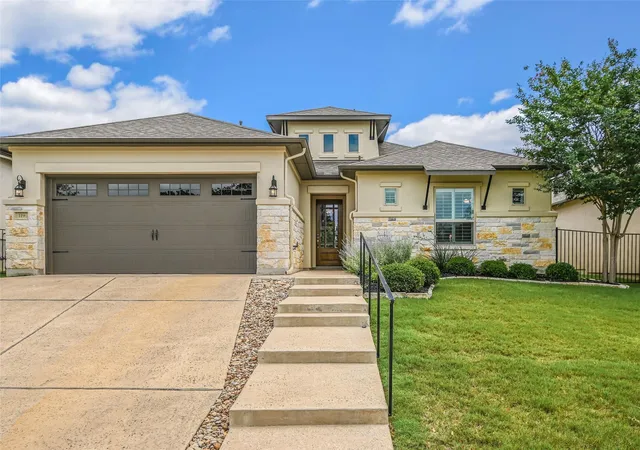 2nd image of 119 Loysoya St, Bastrop, TX 78602 | MLS# 4977600