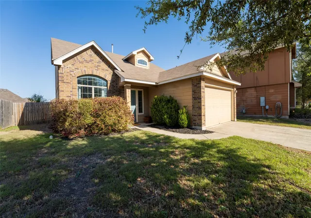 Homes for sale in Kyle, TX | 1576 Twin Cv, Kyle, TX 78640 | MLS# 4901625