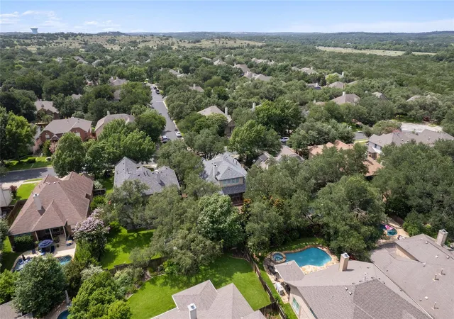 40th image of 10421 Hansa Dr, Austin, TX 78739 | MLS# 9839978