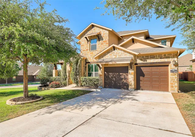 2nd image of 1020 Winding Way Dr, Georgetown, TX 78628 | MLS# 2265816