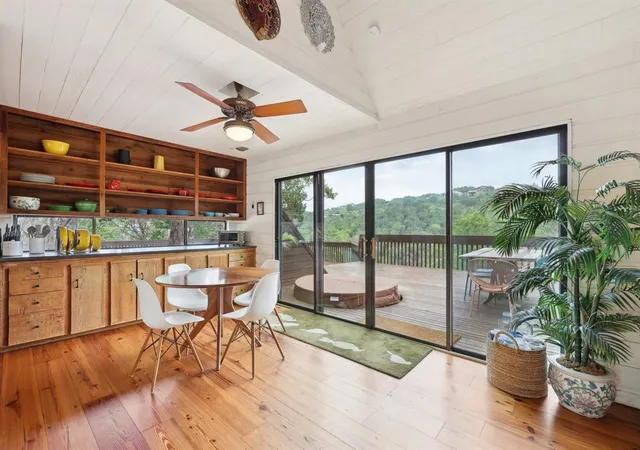 4th image of 1002 Jousting Pl, Austin, TX 78746 | MLS# 1131018