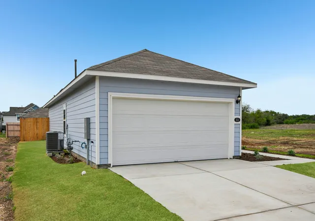 2nd image of 251 Haywood Mnr, Maxwell, TX 78656 | MLS# 2405581