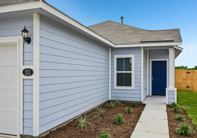 3rd image of 251 Haywood Mnr, Maxwell, TX 78656 | MLS# 2405581