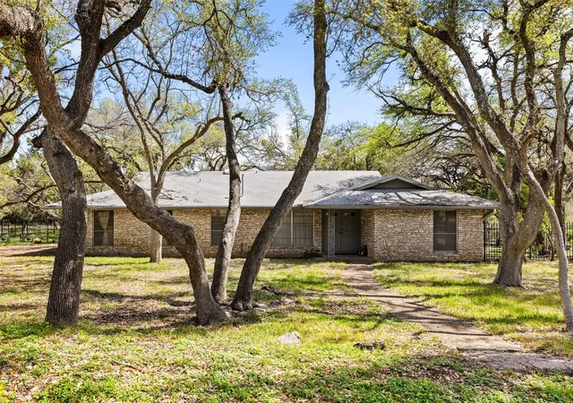 Photo 3 of Single family home for sale at 11503 Ladera Vista Dr, Austin, TX 78759 | MLS# 2136593 | Listing updated on 2026-08-22