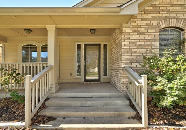 Photo 3 of Single family home for sale at 1513 Big Bnd Dr, Cedar Park, TX 78613 | MLS# 2862257 | Listing updated on 2026-09-28