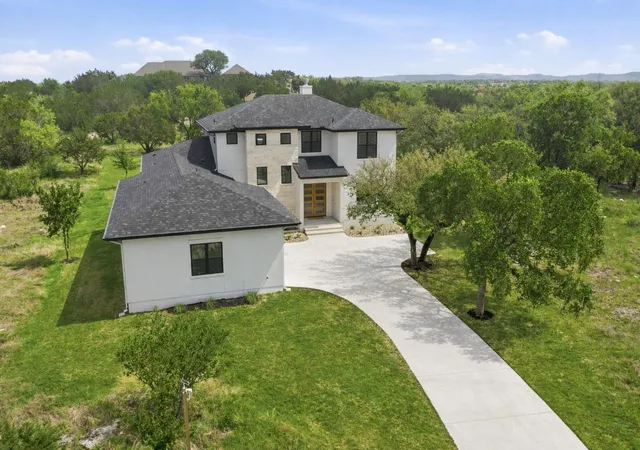 Photo 1 of Single family home for sale at 109 Rocky Summit Ct, Spicewood, TX 78669 | MLS# 2387665 | Listing updated on 2026-06-16