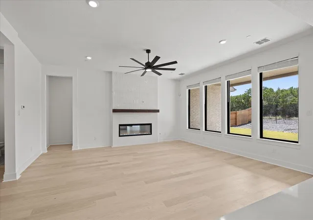 Photo 4 of Single family home for sale at 19117 Hopper Ln, Austin, TX 78738 | MLS# 1682898 | Listing updated on 2026-10-12