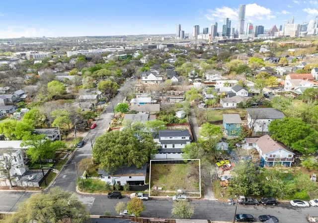 1st image of 1004 Harvard St #1004, Austin, TX 78702 | MLS# 4725181