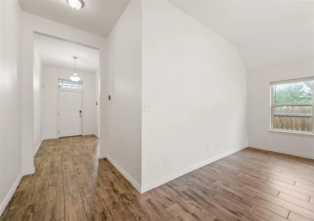 4th image of 682 Coyote Creek Wy, Kyle, TX 78640 | MLS# 8405072