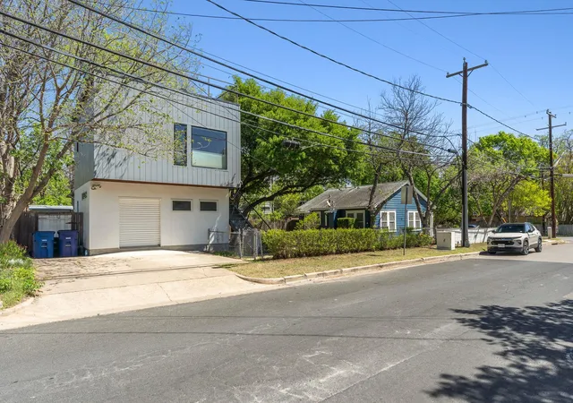 4th image of 1910 Kinney Ave, Austin, TX 78704 | MLS# 5596628