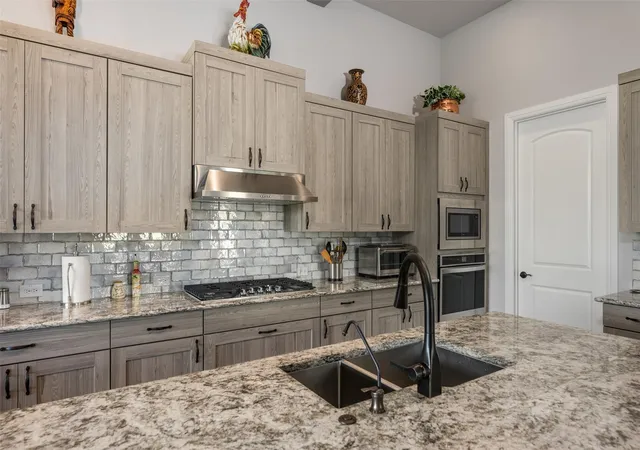 5th image of 825 Faith Dr, Liberty Hill, TX 78642 | MLS# 1618860
