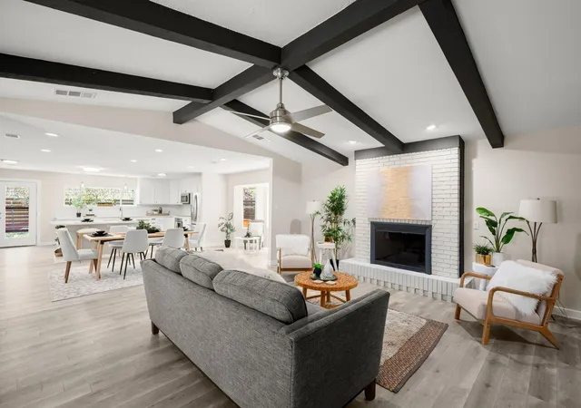 4th image of 3305 Santa Monica Dr, Austin, TX 78741 | MLS# 3265870