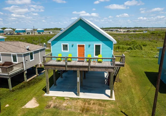 1st image of 119 Beach Front Dr, Matagorda, TX 77457 | MLS# 8262783