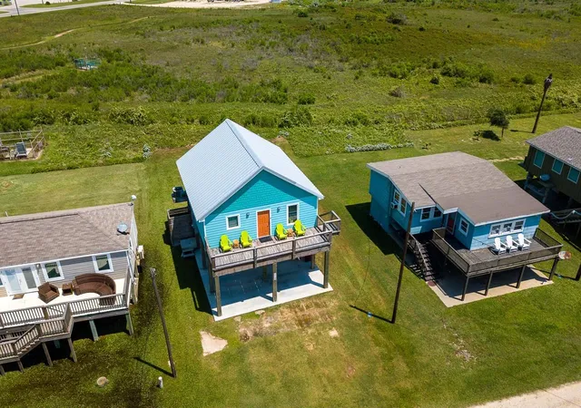 40th image of 119 Beach Front Dr, Matagorda, TX 77457 | MLS# 8262783