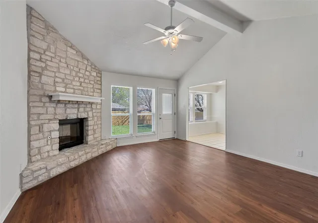 Photo 2 of Single family home for sale at 212 Rockcrest Dr, Georgetown, TX 78628 | MLS# 8244835 | Listing updated on 2026-10-28