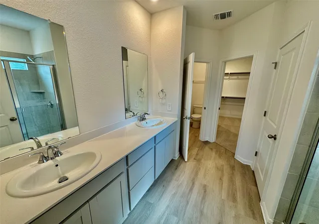 4th image of 5013 Stockton Ln, Del Valle, TX 78617 | MLS# 1635303