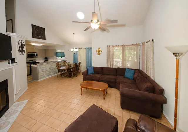 Photo 3 of Single family home for sale at 2112 Waterway Bnd, Austin, TX 78728 | MLS# 7552325 | Listing updated on 2026-09-22