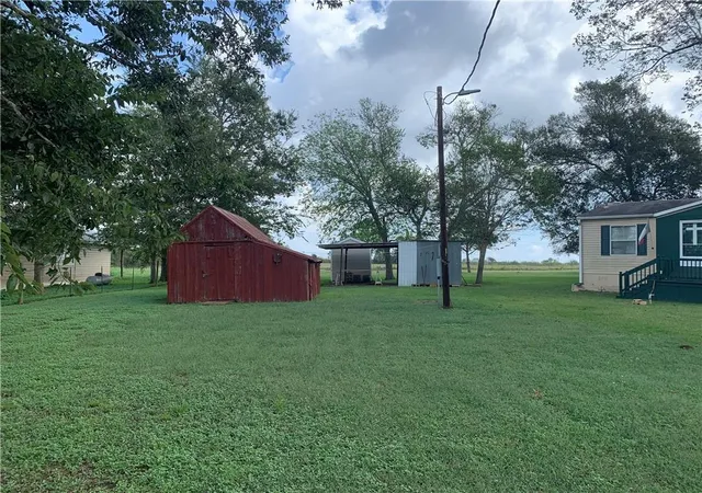 Homes for sale in Paige, TX | 171 N Main St N, Paige, TX 78659 | MLS# 2859419