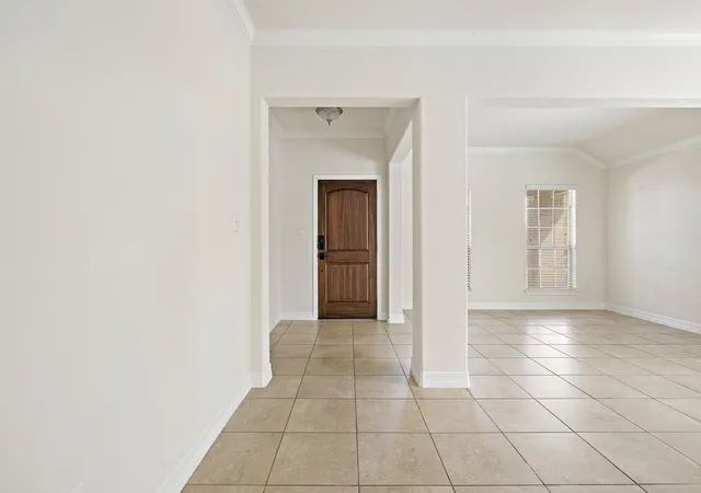 Photo 3 of Sale Pending at 340 Beretta Cir, Georgetown, TX 78628 | MLS# 7714554 | Listing updated on 2026-10-07