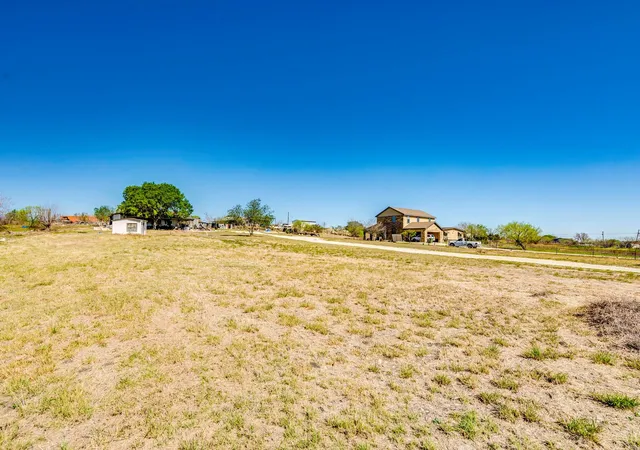 Homes for sale in Kyle, TX | 251 Twisted Crk, Kyle, TX 78640 | MLS# 5577957