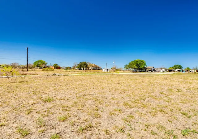 Homes for sale in Kyle, TX | 251 Twisted Crk, Kyle, TX 78640 | MLS# 5577957