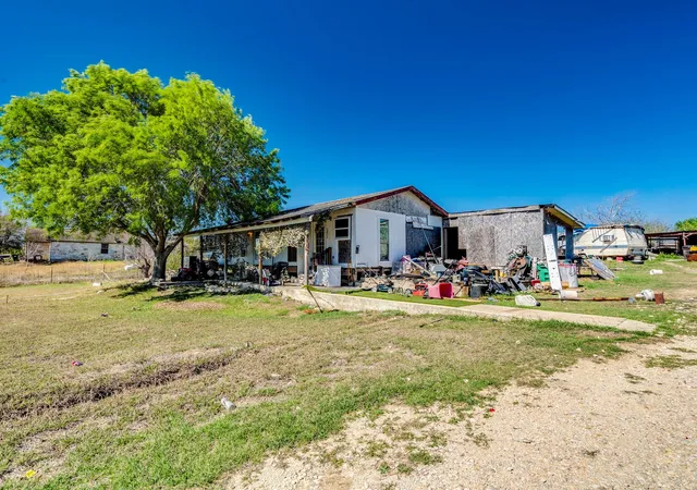 Homes for sale in Kyle, TX | 251 Twisted Crk, Kyle, TX 78640 | MLS# 5577957