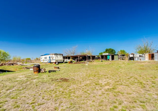 Homes for sale in Kyle, TX | 251 Twisted Crk, Kyle, TX 78640 | MLS# 5577957