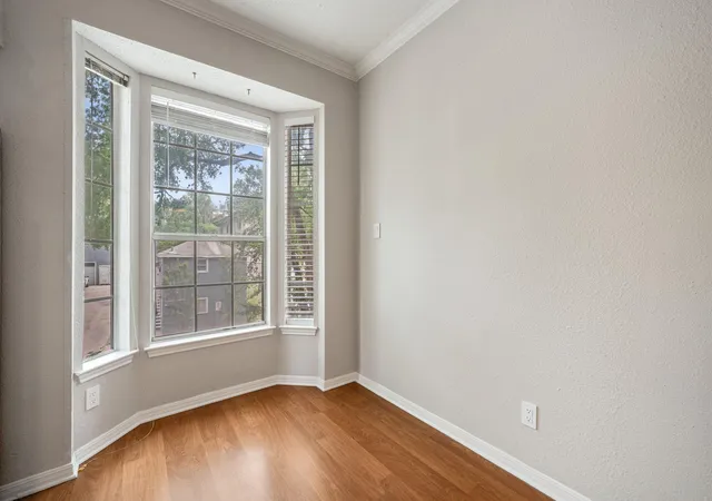 4th image of 3111 Tom Grn St, Austin, TX 78705