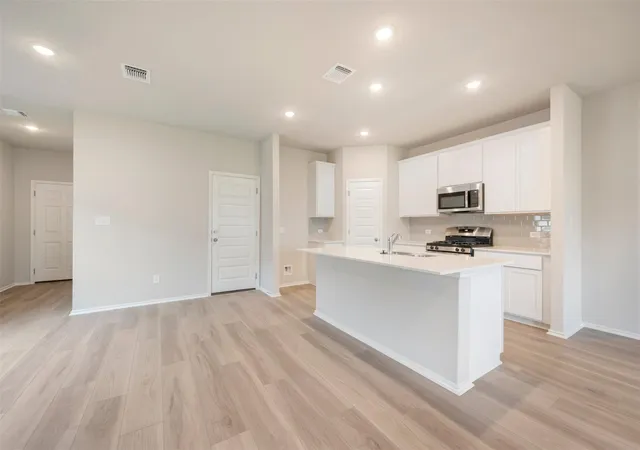 4th image of 150 Big Banyan Dr, Dripping Springs, TX 78620 | MLS# 7771980